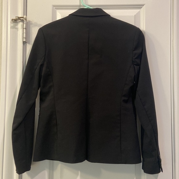 Banana Republic - classic 2 button Black Blazer - Picture 7 of 11